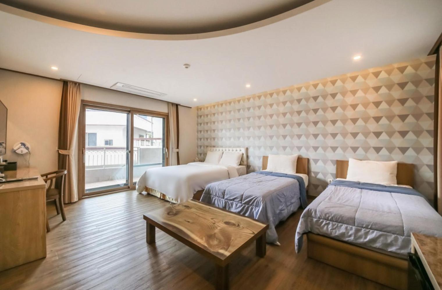 סאוגוויפו Rex Hotel מראה חיצוני תמונה