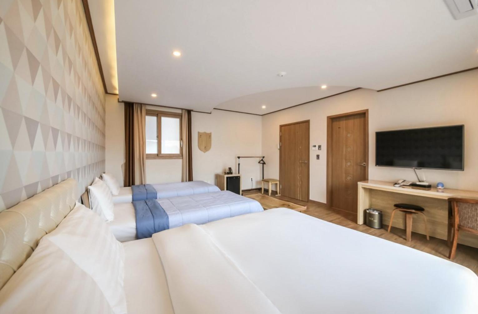 סאוגוויפו Rex Hotel מראה חיצוני תמונה