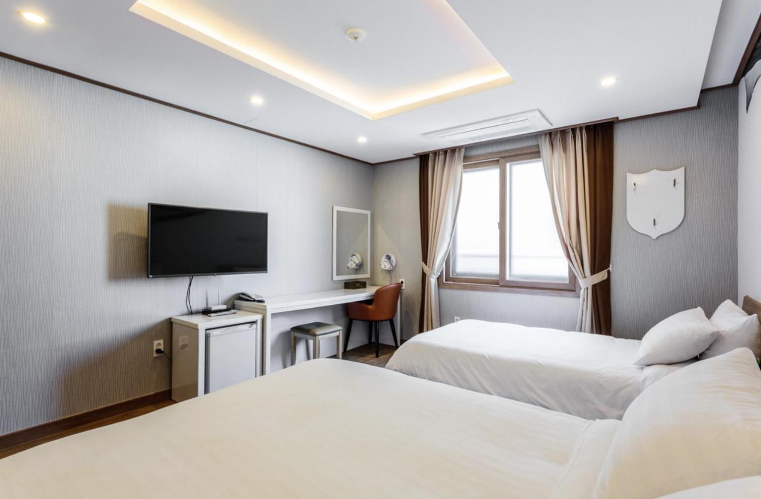 סאוגוויפו Rex Hotel מראה חיצוני תמונה